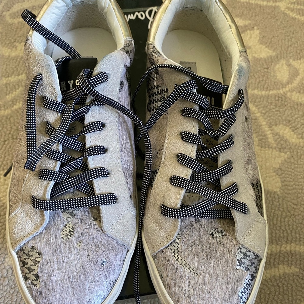 Steve Madden sneaker. 8